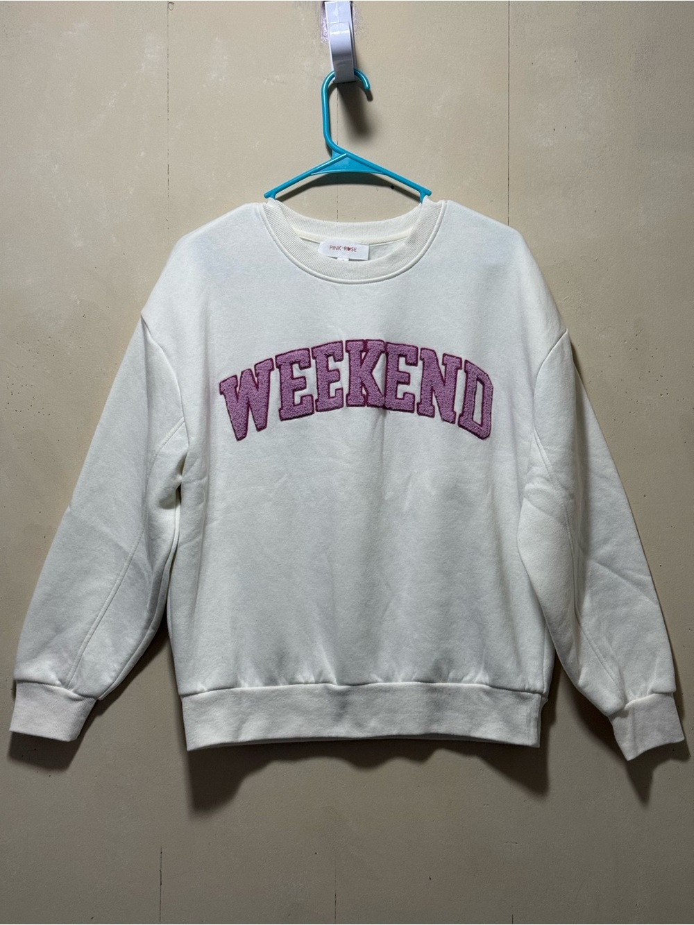 Pink Rose Crewneck Sweatshirt with Pink "WEEKEND" Applique Sz S